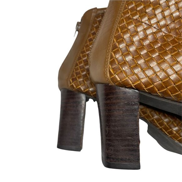 Stuart Weitzman woven leather brown boots booties 9 m - Picture 7 of 11